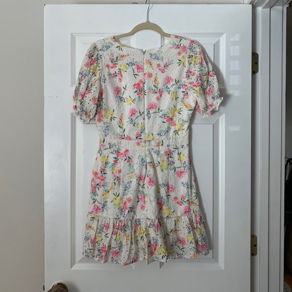 Yumi Kim Floral Lace Dress - Picture 3 of 7